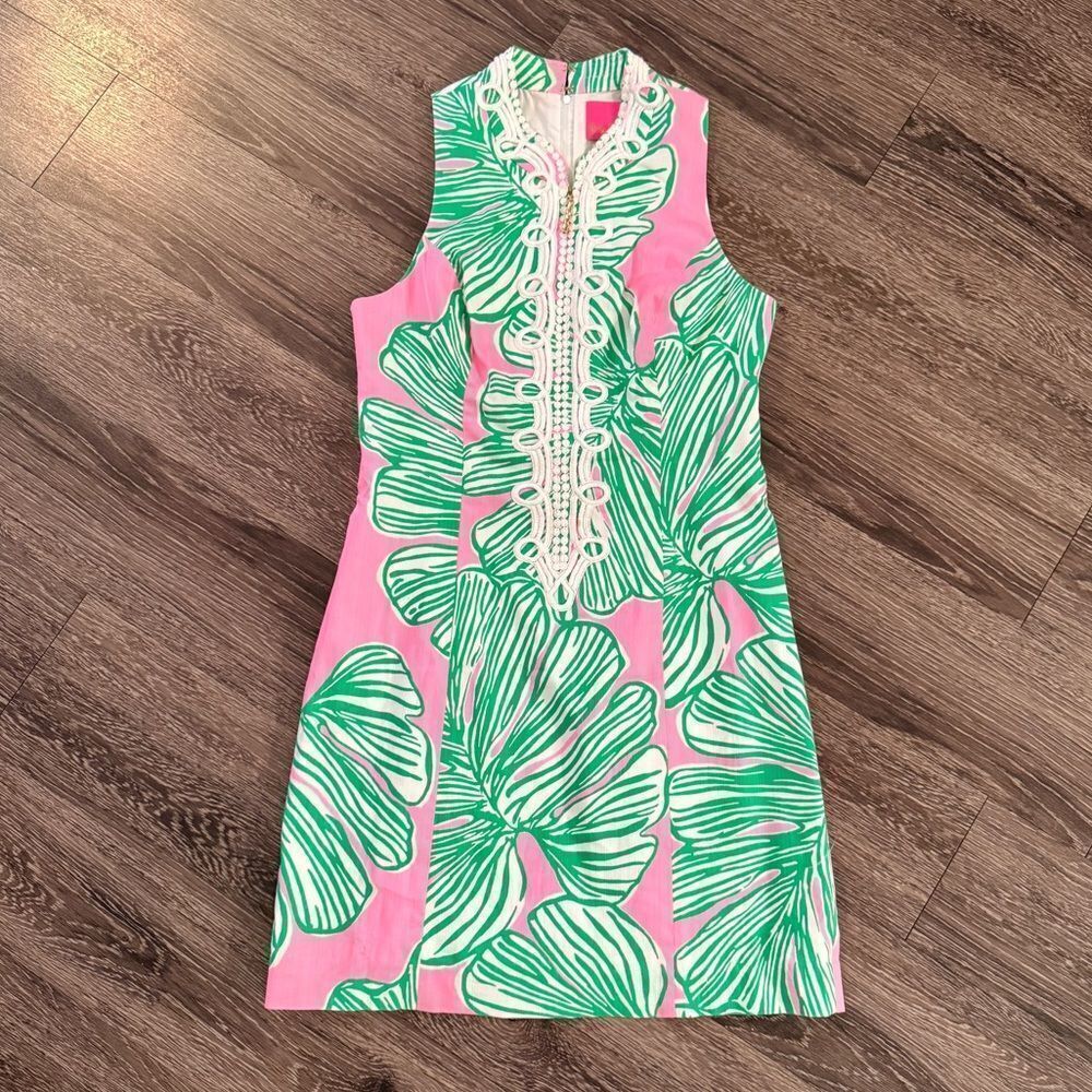 Lilly Pulitzer Alexa Shift Dress in Mandevilla Baby Who Let The Fronds Out